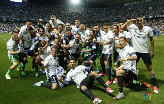 德甲战报：伯克特双响，卡明斯基闪击，法兰克福4-3险胜科隆