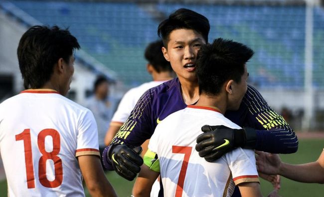 遭拜仁五连杀，为巴黎欧冠对同一对手的最长连败（被拜仁五连击，巴黎创欧冠对同一对手最长连败）