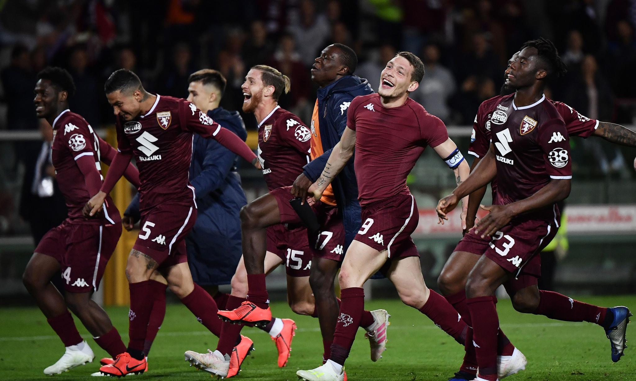 德转列意甲最贵11人：劳塔罗领衔，伊尔迪兹、尼科-帕斯在列（德转公布意甲身价最高11人阵容：劳塔罗领衔，伊尔迪兹与尼科-帕斯入选）