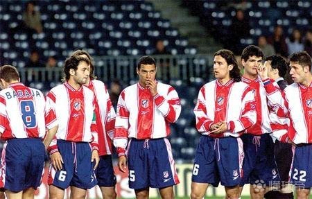 利兹联3-1切尔西，蓝军完败，暴露战术短板，惧怕强队。