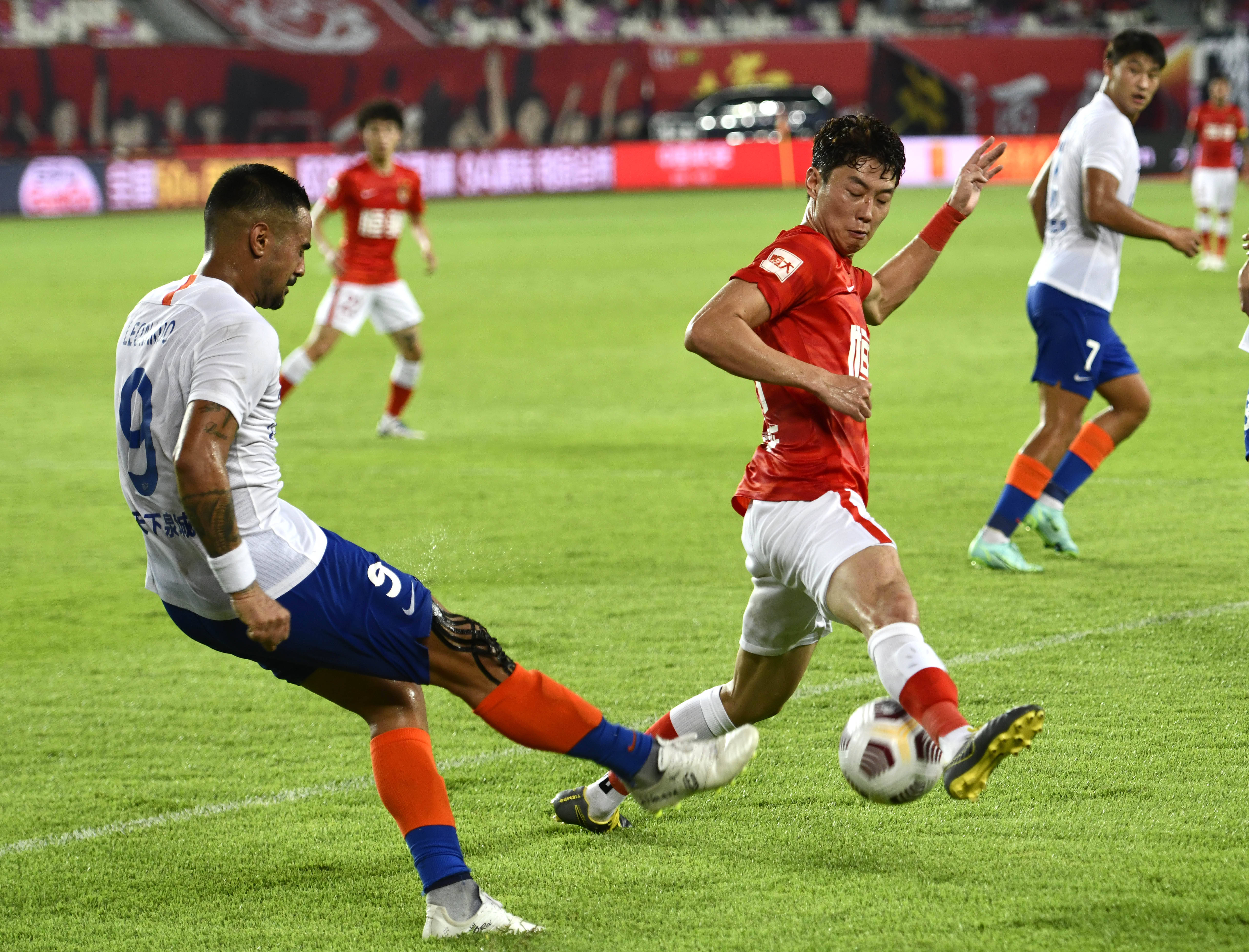 内雷斯：教练的信任至关重要，对阵本菲卡已经做好了充分准备